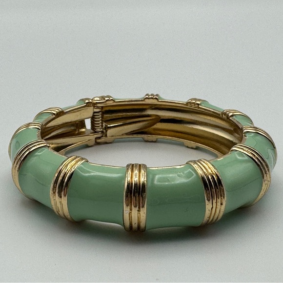 J.Crew Green Enamel Bamboo Bangle Bracelet Gold Tone 6.5” - Picture 1 of 7